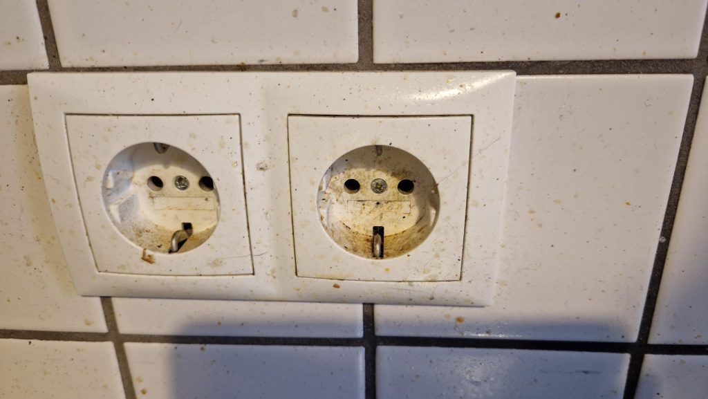 image of Sockets filled with dirt