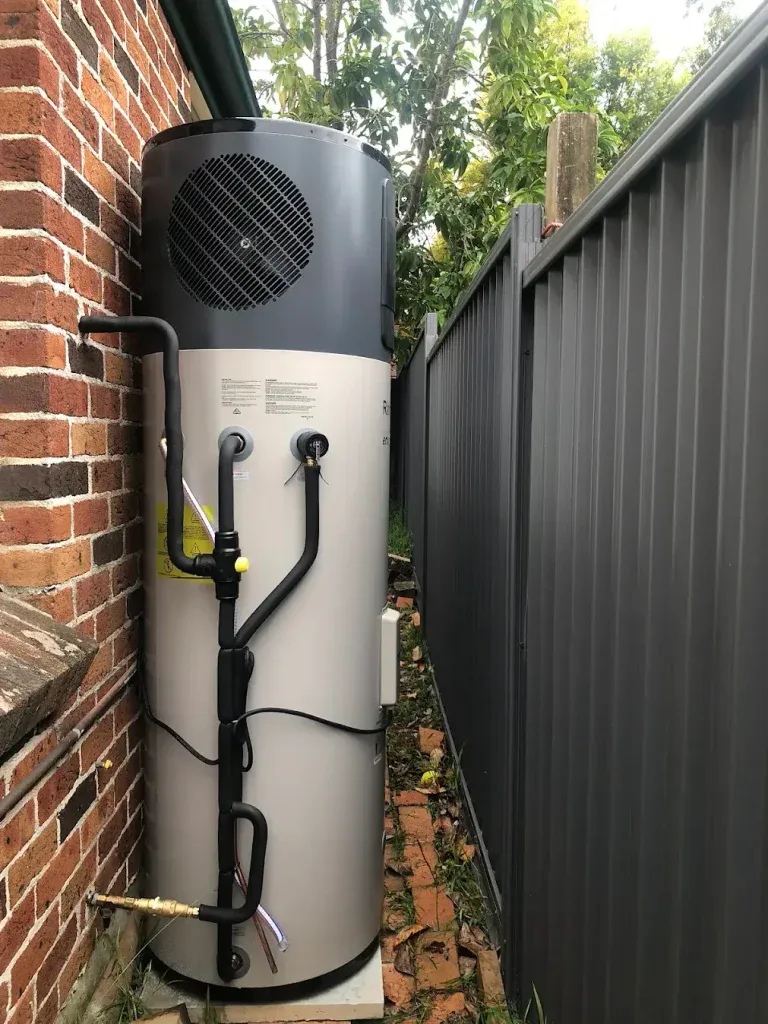 New Rinnai Hot water tank